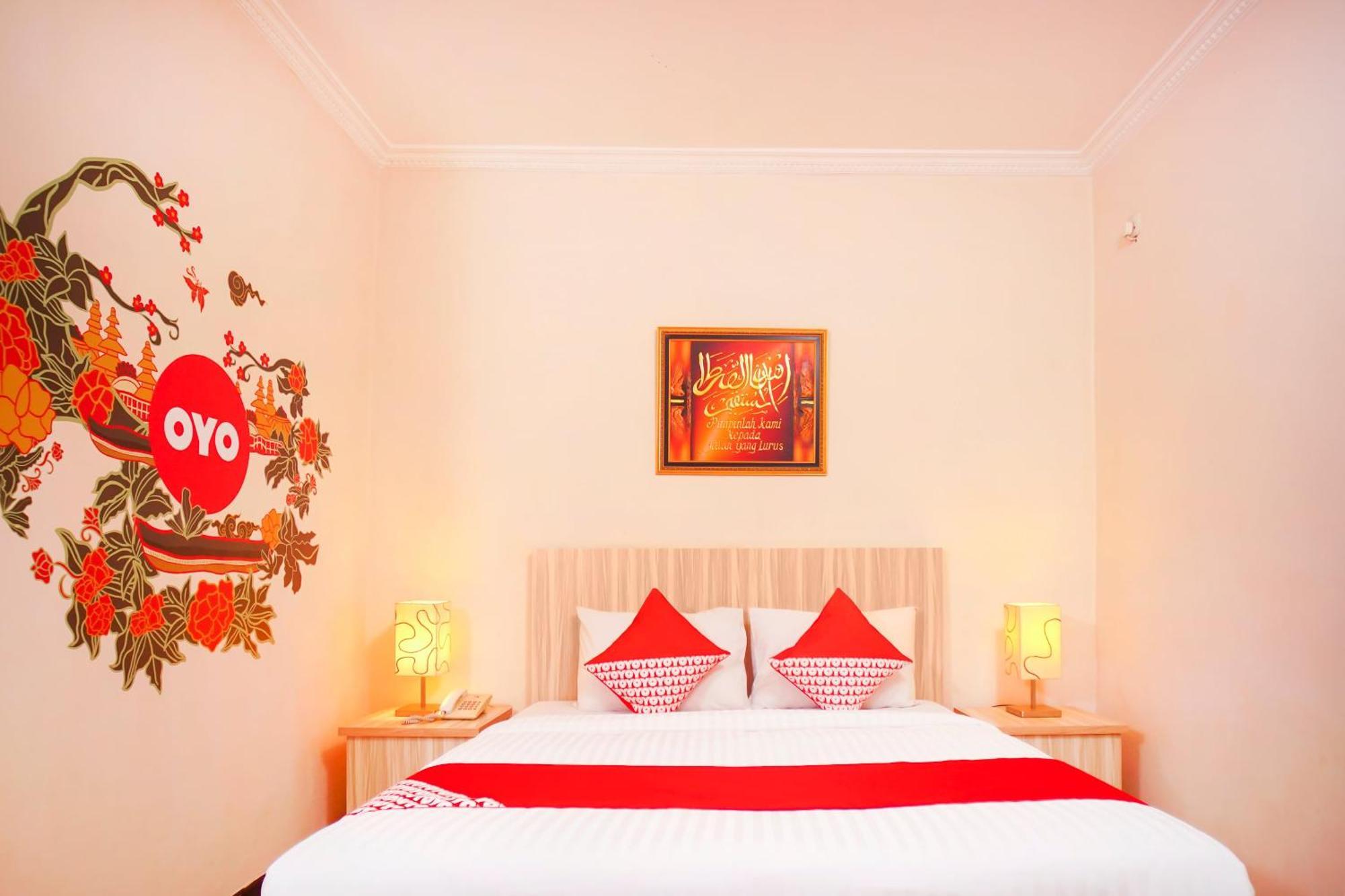 Capital O 142 Hotel Al Furqon Syariah Palembang Exterior foto