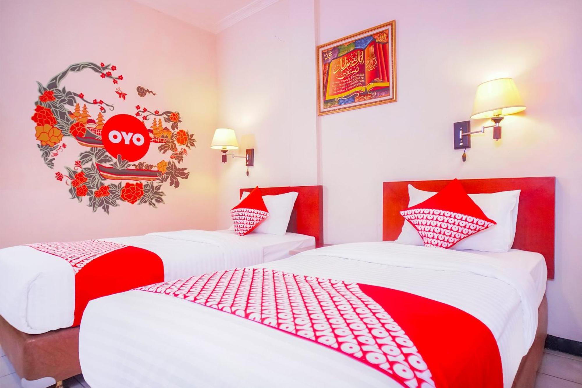 Capital O 142 Hotel Al Furqon Syariah Palembang Exterior foto